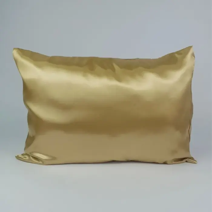 Soulta Funda de Almohada Dorada — frontal