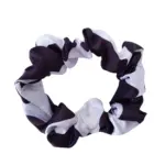 Soulta Scrunchie de Satén Patrón Vaca — frontal
