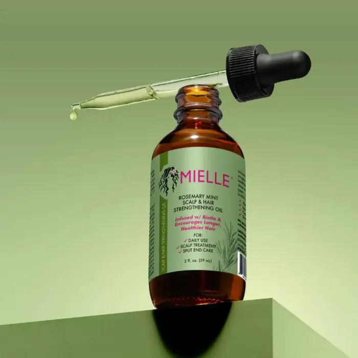 Mielle Organics Rosemary Mint Scalp and Hair Strengthening Oil 59ml — frontal