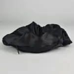 Soulta Scrunchie Secret de Satén Negro — frontal